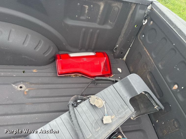 image for item DS3789 Pickup truck bed