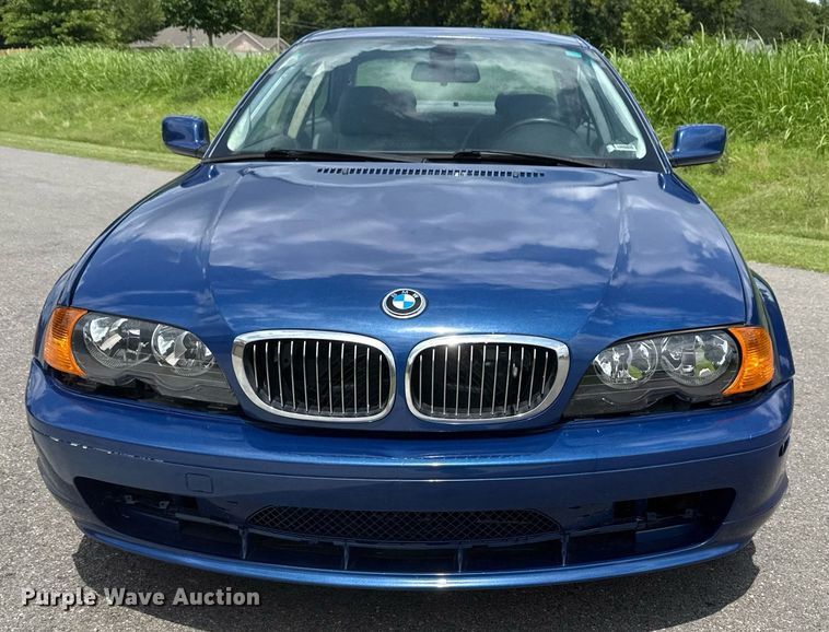 image for item DS3808 2001 BMW 330Ci 