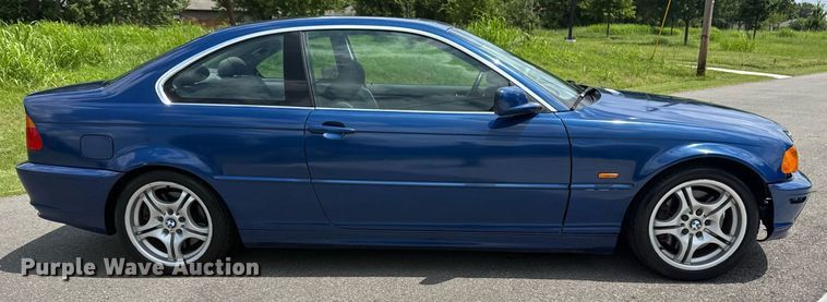 image for item DS3808 2001 BMW 330Ci 