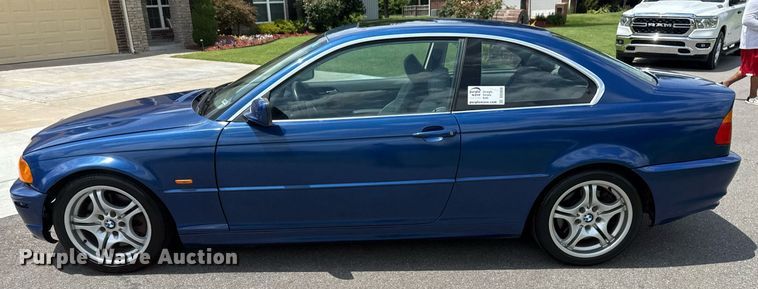 image for item DS3808 2001 BMW 330Ci 