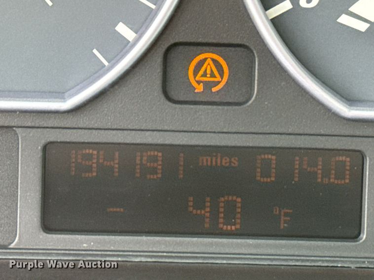 image for item DS3808 2001 BMW 330Ci 