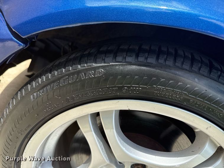 image for item DS3808 2001 BMW 330Ci 