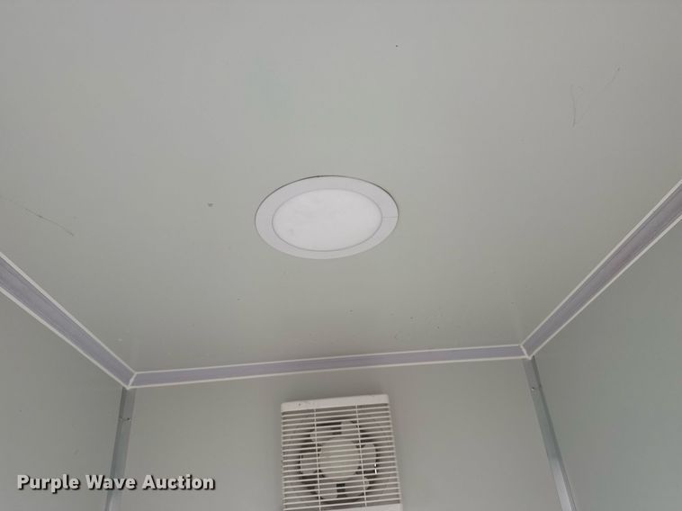 image for item DS3809 Mobile restroom