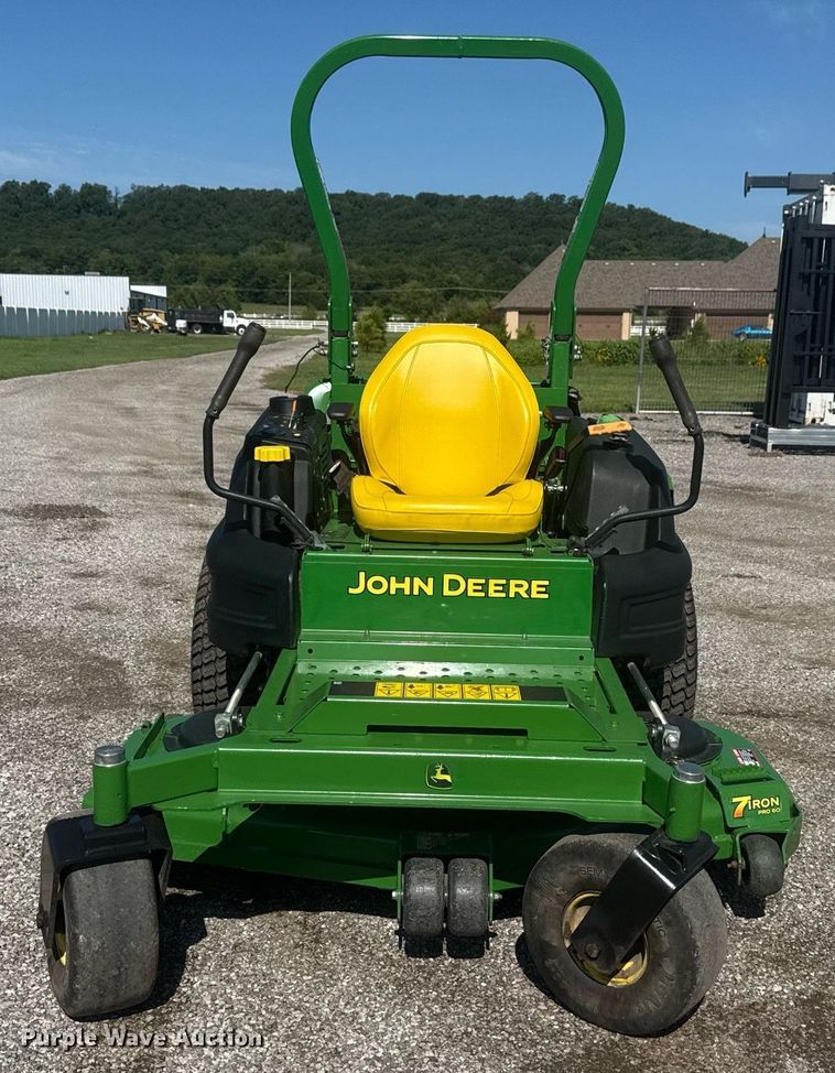 image for item DS3811 John Deere Z997R ZTR lawn mower