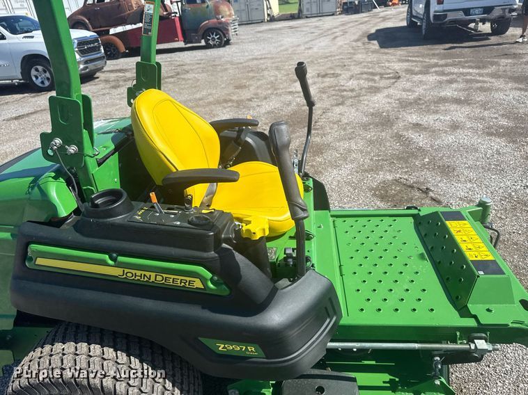 image for item DS3811 John Deere Z997R ZTR lawn mower