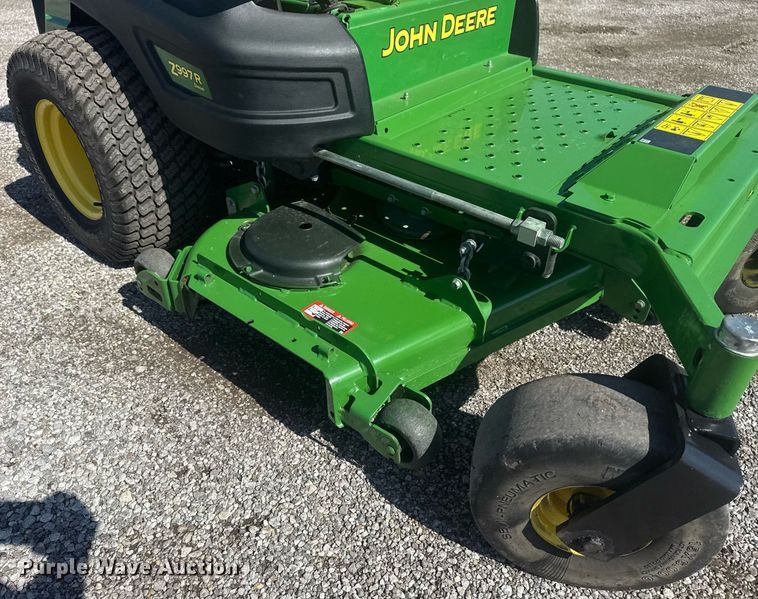 image for item DS3811 John Deere Z997R ZTR lawn mower