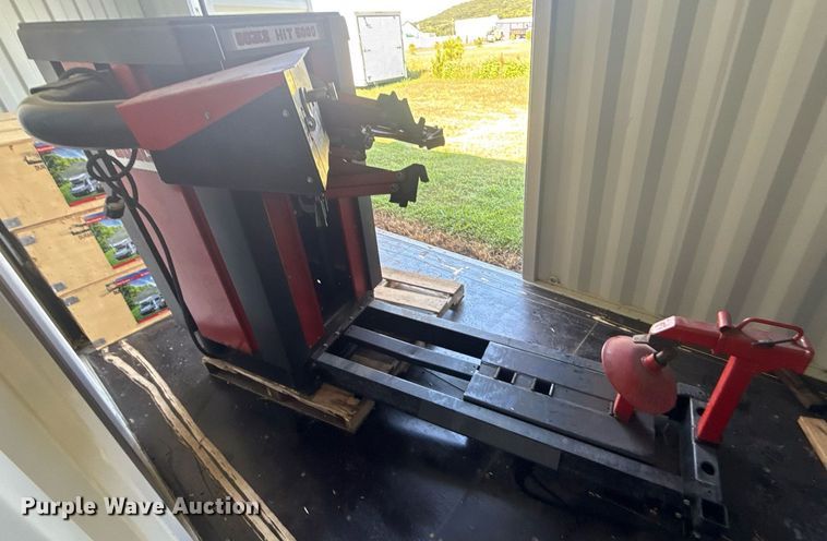 image for item DS3817 Coats HIT5000 tire machine