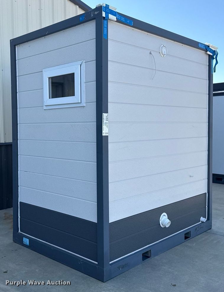 image for item DS3818 Mobile restroom