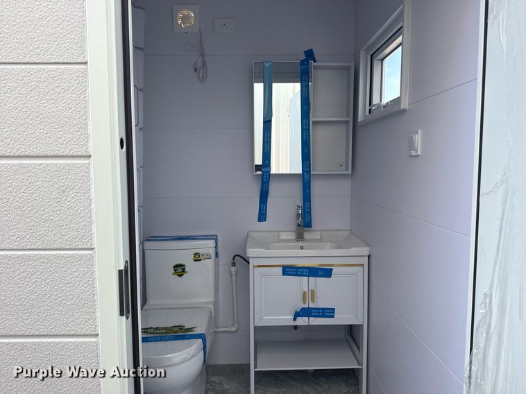 image for item DS3818 Mobile restroom