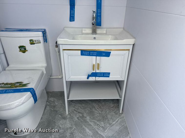 image for item DS3818 Mobile restroom