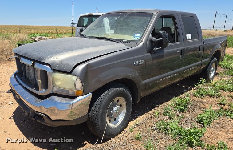 image for item DT4935 2004 Ford F250 Crew Cab pickup truck