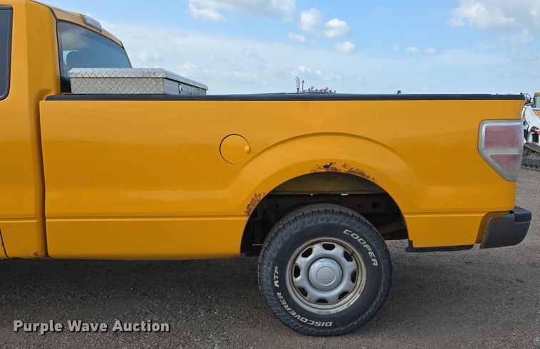 image for item DT6977 2012 Ford F150 pickup truck