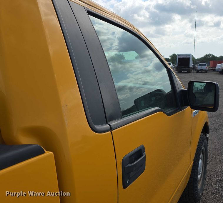 image for item DT6977 2012 Ford F150 pickup truck