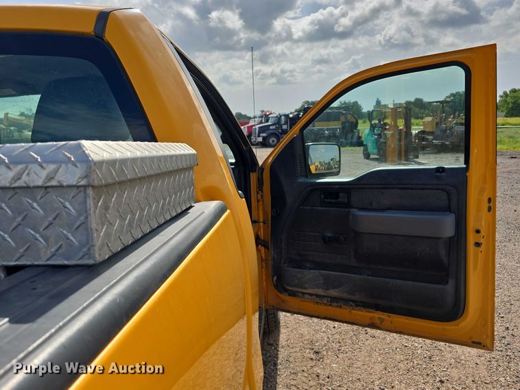 image for item DT6977 2012 Ford F150 pickup truck