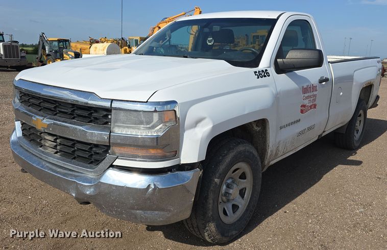 image for item DT6978 2016 Chevrolet Silverado 1500 pickup truck