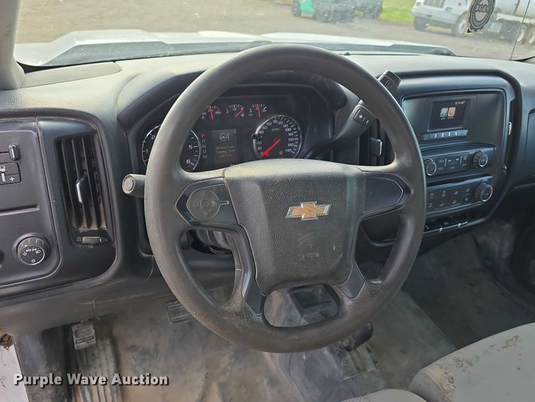 image for item DT6978 2016 Chevrolet Silverado 1500 pickup truck