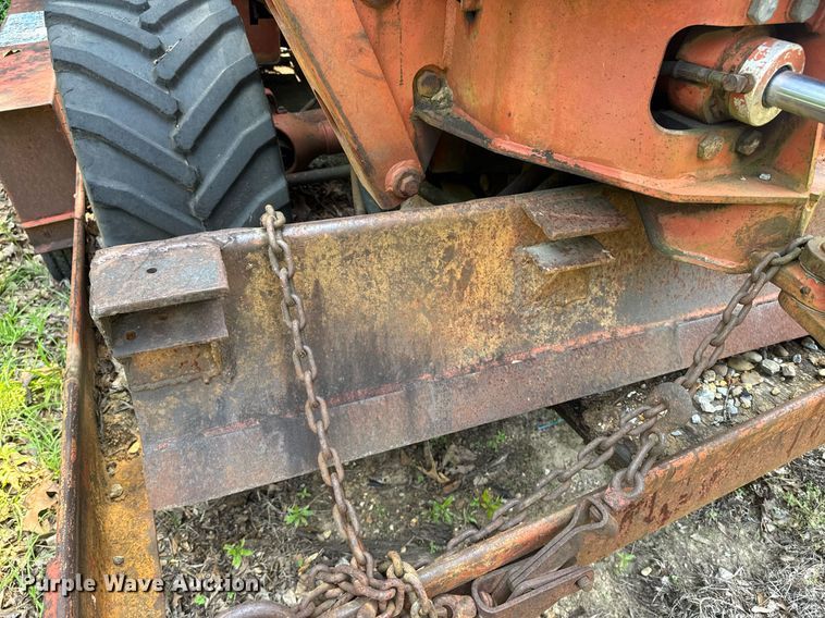 image for item DU7765 1985 Ditch Witch 3210 trencher