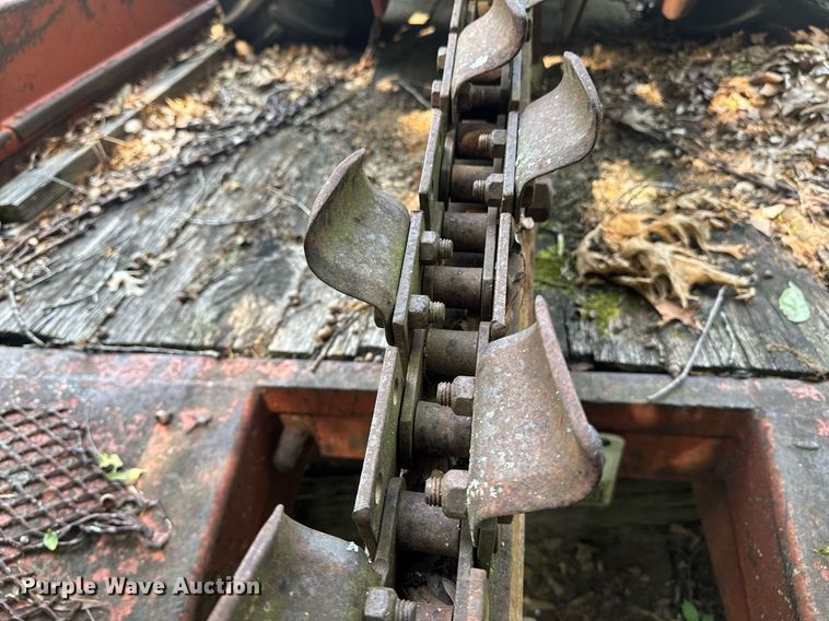 image for item DU7765 1985 Ditch Witch 3210 trencher