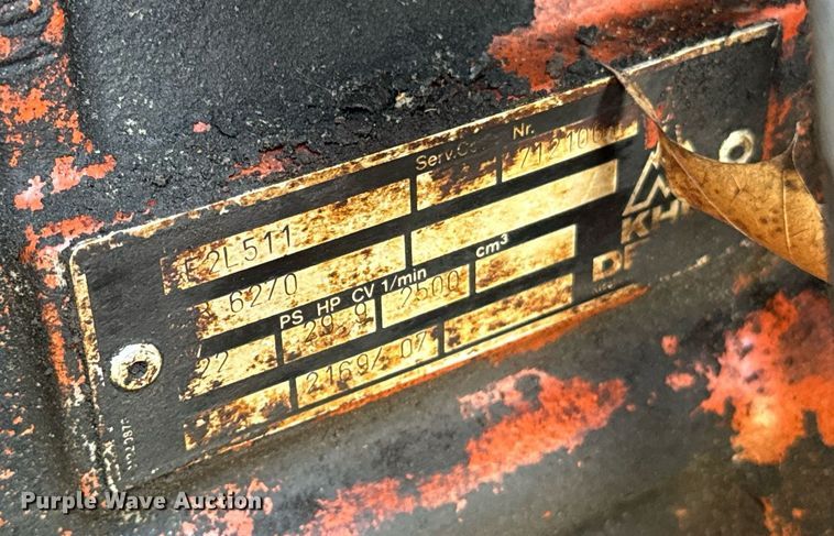 image for item DU7765 1985 Ditch Witch 3210 trencher