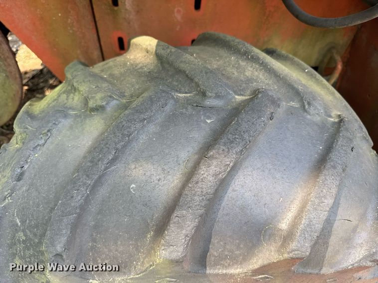 image for item DU7765 1985 Ditch Witch 3210 trencher