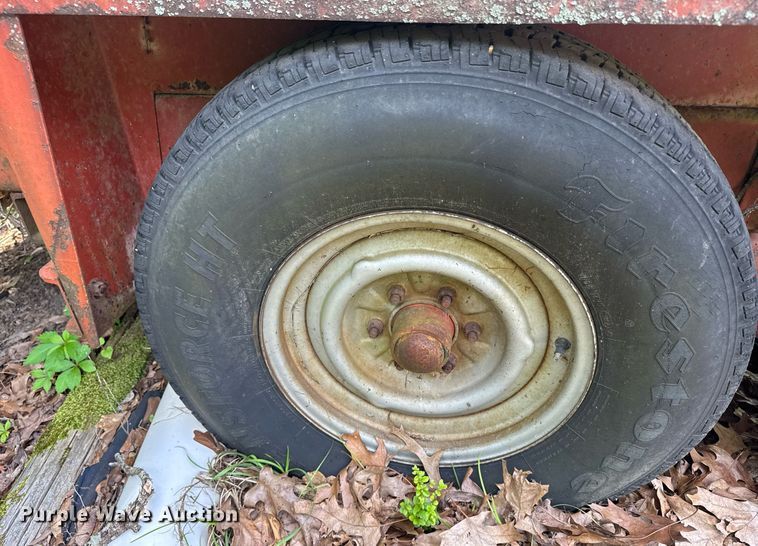 image for item DU7765 1985 Ditch Witch 3210 trencher