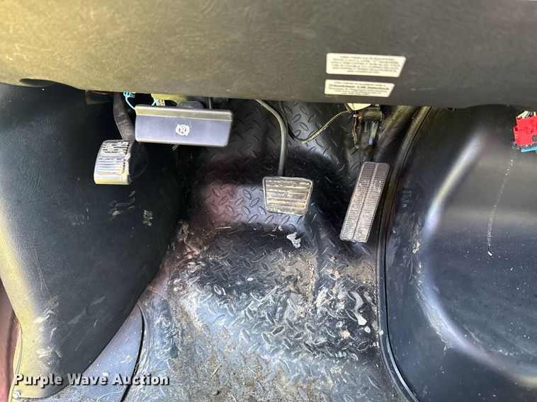 image for item DU9213 2009 GMC C5V042 shuttle bus