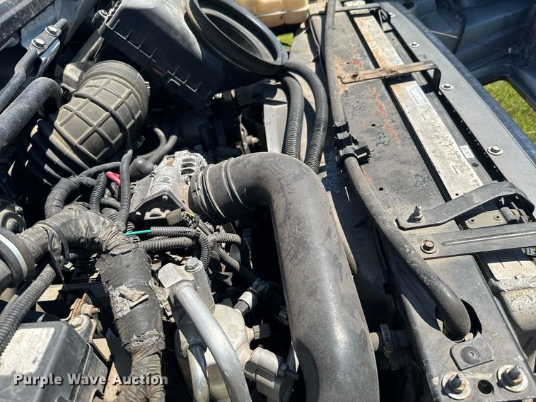 image for item DU9213 2009 GMC C5V042 shuttle bus