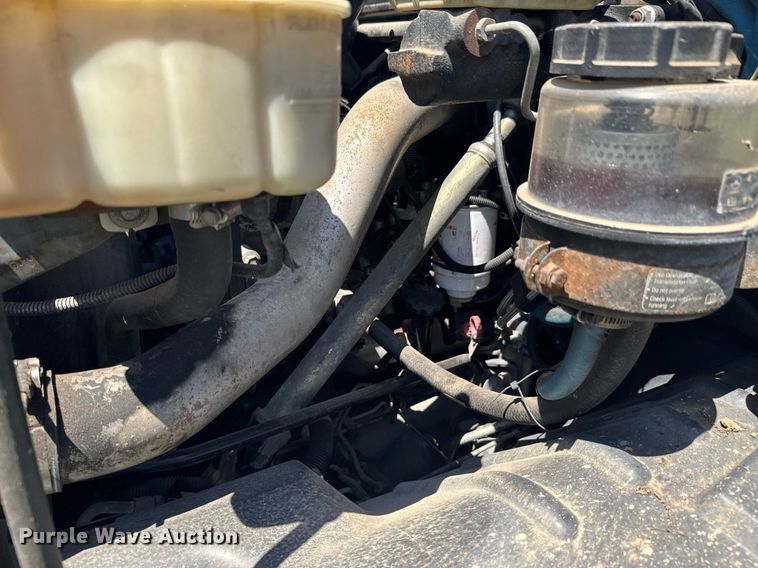 image for item DU9213 2009 GMC C5V042 shuttle bus