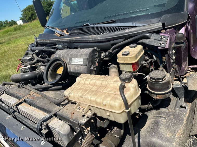 image for item DU9213 2009 GMC C5V042 shuttle bus