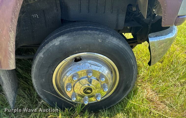 image for item DU9213 2009 GMC C5V042 shuttle bus