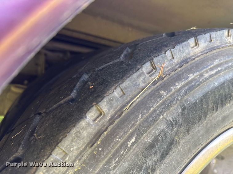 image for item DU9213 2009 GMC C5V042 shuttle bus