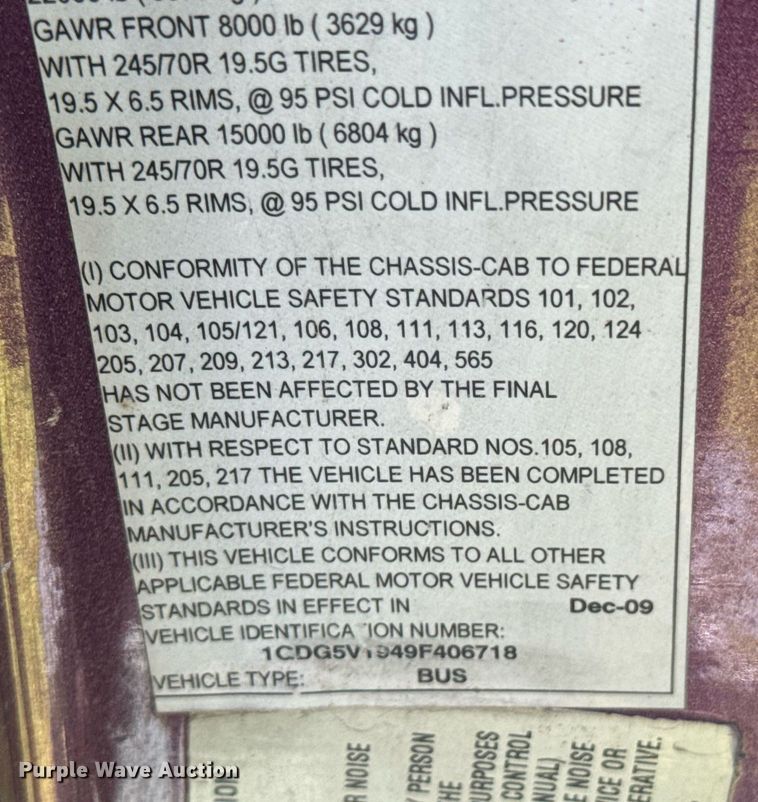 image for item DU9213 2009 GMC C5V042 shuttle bus