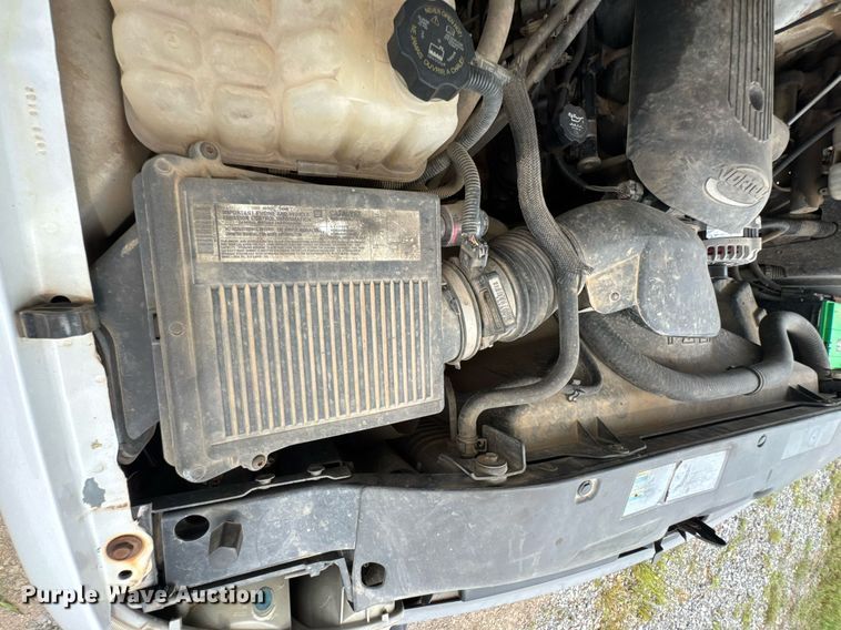 image for item DU9223 2006 GMC Sierra 2500HD pickup truck