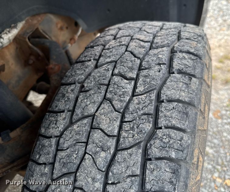 image for item DU9223 2006 GMC Sierra 2500HD pickup truck