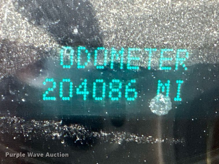 image for item DU9224 2007 Chevrolet Silverado 3500HD flatbed pickup truck