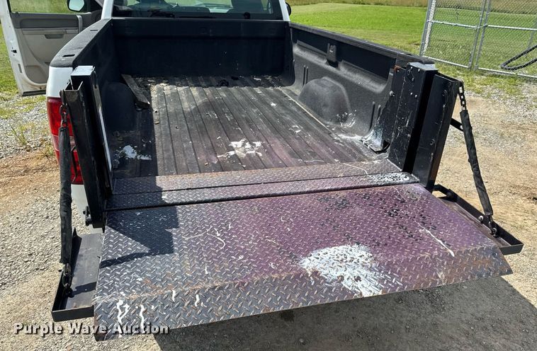 image for item DU9225 2011 Chevrolet Silverado 1500 pickup truck