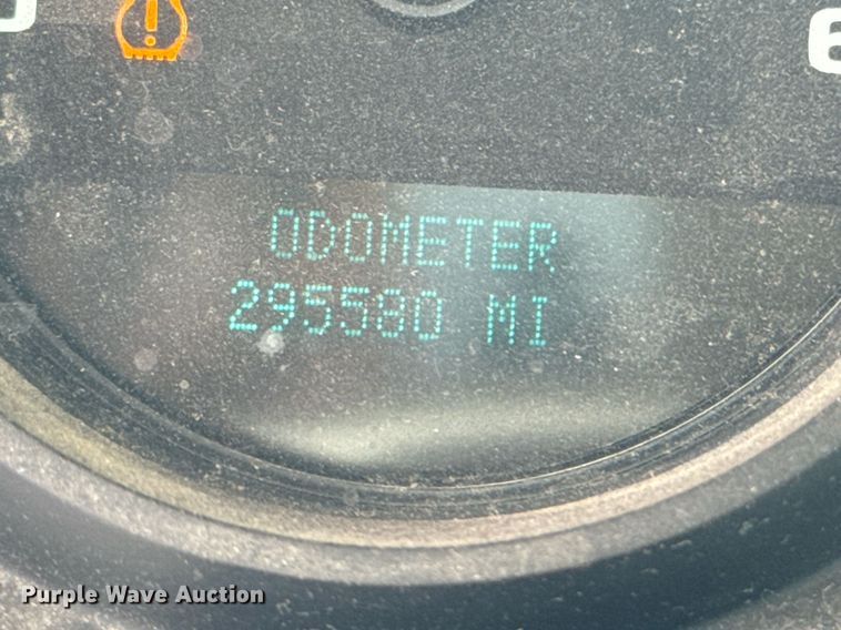 image for item DU9225 2011 Chevrolet Silverado 1500 pickup truck