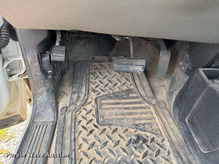 image for item DU9225 2011 Chevrolet Silverado 1500 pickup truck