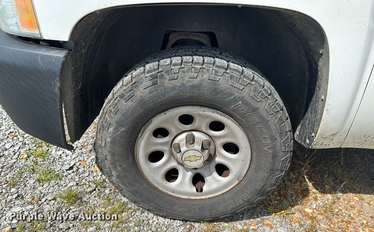 image for item DU9225 2011 Chevrolet Silverado 1500 pickup truck