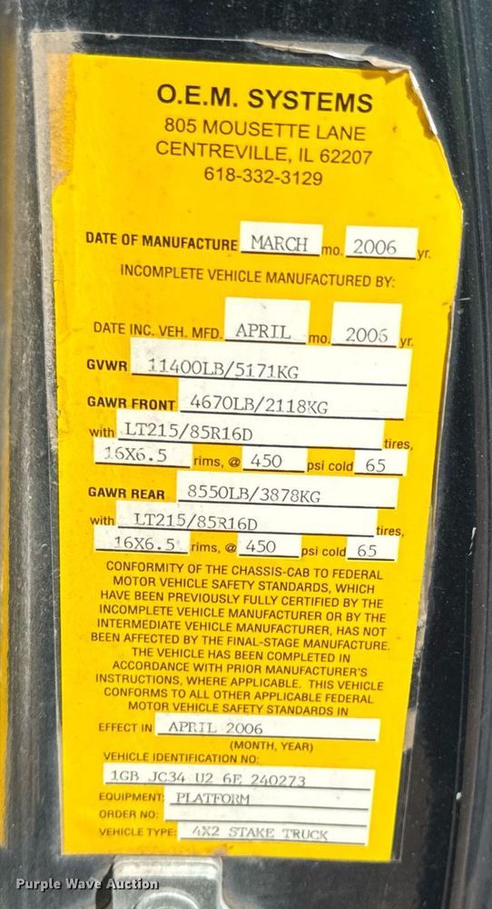 image for item DU9228 2006 Chevrolet Silverado 3500 flatbed pickup truck