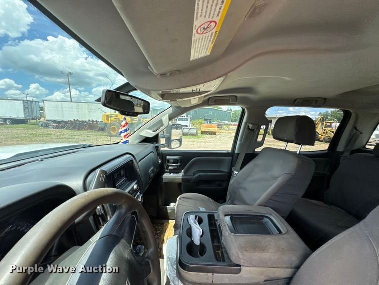 image for item DU9238 2015 Chevrolet Silverado 2500HD Crew Cab pickup truck