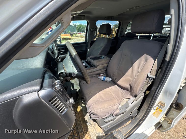 image for item DU9238 2015 Chevrolet Silverado 2500HD Crew Cab pickup truck