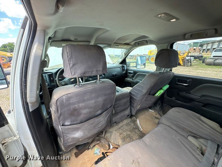 image for item DU9238 2015 Chevrolet Silverado 2500HD Crew Cab pickup truck