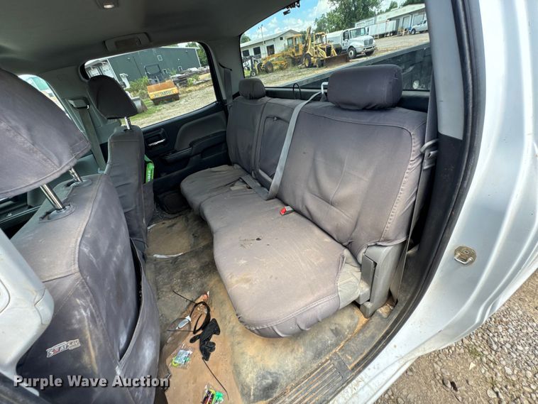 image for item DU9238 2015 Chevrolet Silverado 2500HD Crew Cab pickup truck