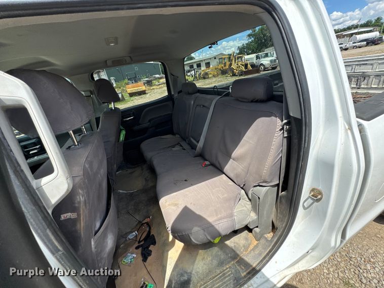 image for item DU9238 2015 Chevrolet Silverado 2500HD Crew Cab pickup truck