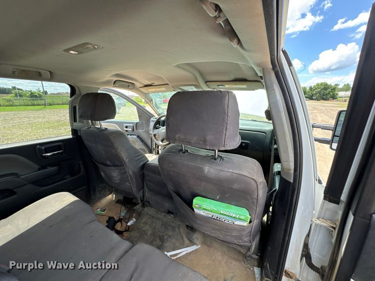 image for item DU9238 2015 Chevrolet Silverado 2500HD Crew Cab pickup truck