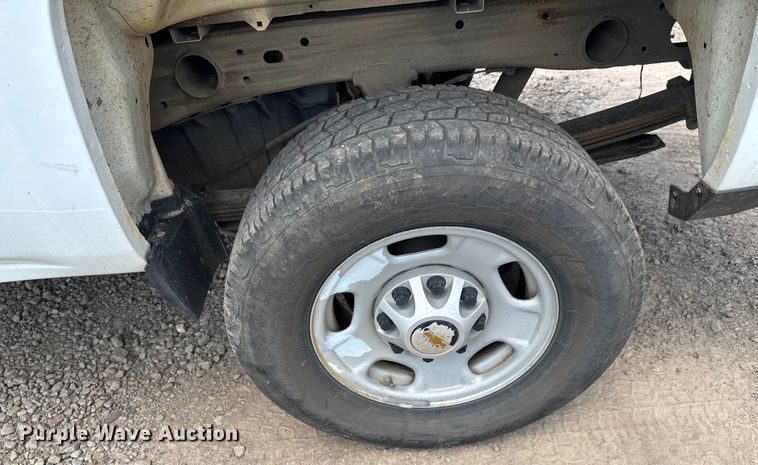 image for item DU9238 2015 Chevrolet Silverado 2500HD Crew Cab pickup truck