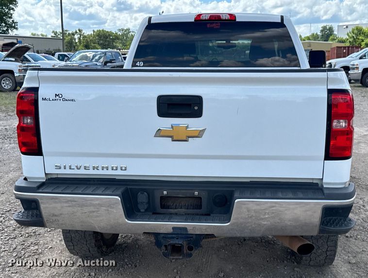 image for item DU9240 2019 Chevrolet Silverado 2500HD Crew Cab pickup truck