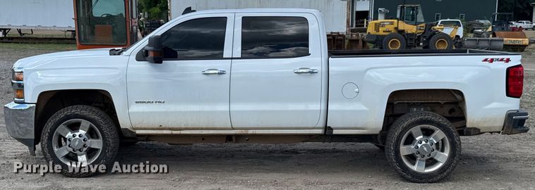 image for item DU9240 2019 Chevrolet Silverado 2500HD Crew Cab pickup truck