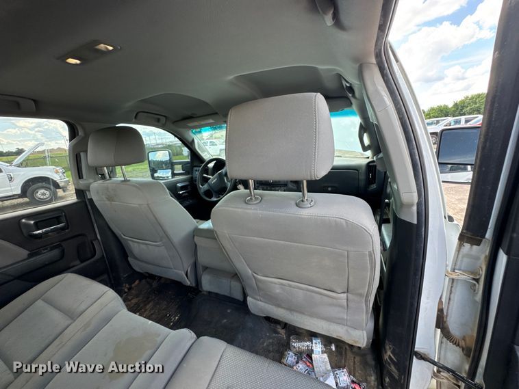 image for item DU9240 2019 Chevrolet Silverado 2500HD Crew Cab pickup truck